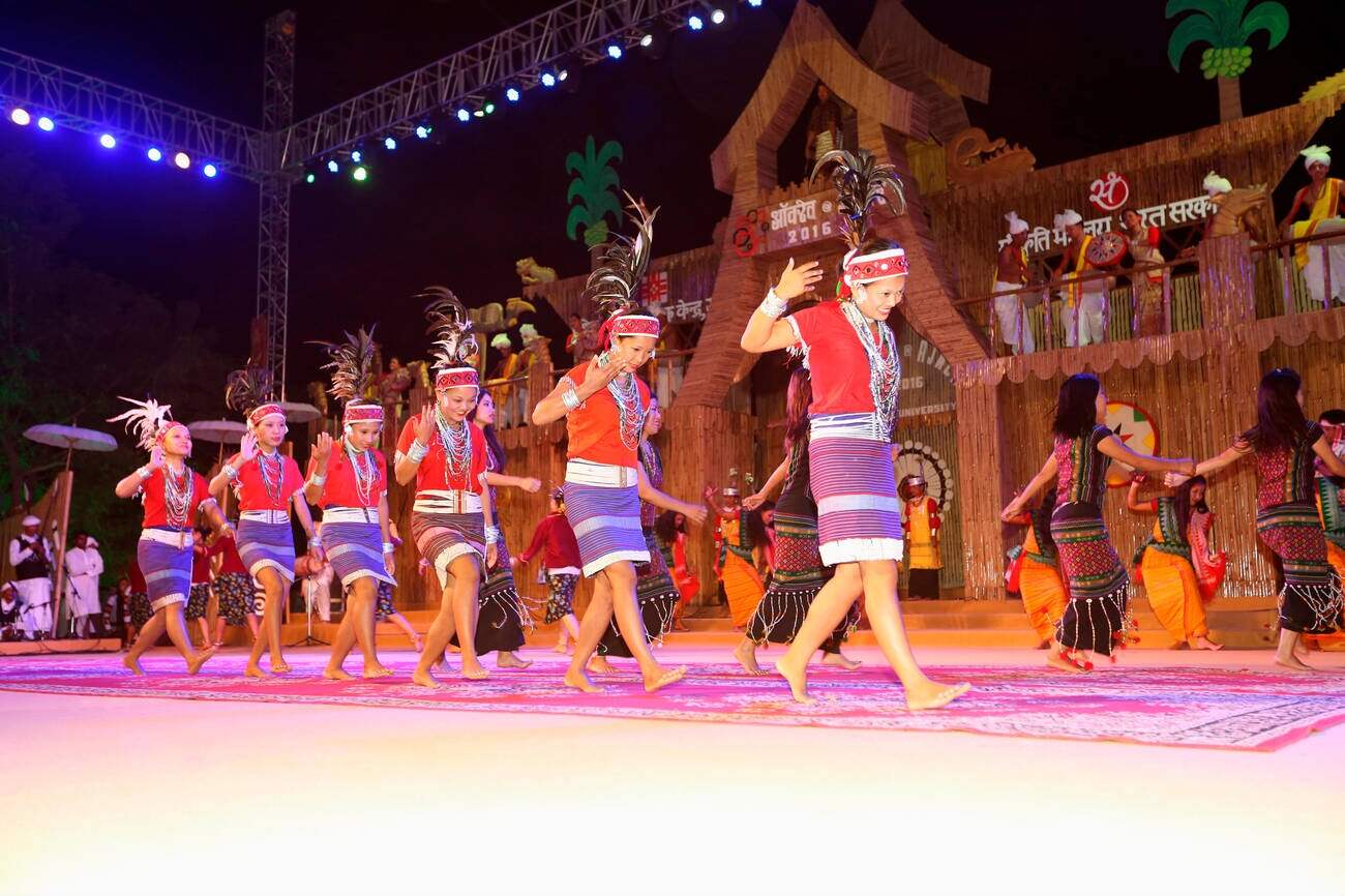 8 vibrant folk dances of Meghalaya